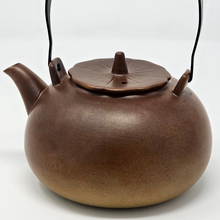 Load image into Gallery viewer, Medium Ceramic Tea Pot