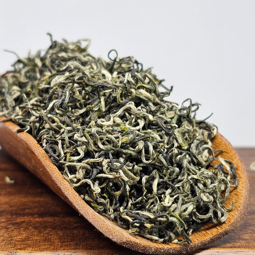 Jiang Su Jade Spring / Bi Luo Chun (1st Flush Spring Harvest)