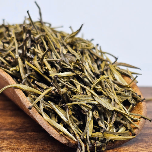 Bai Hao Needle (Sparrows Tongue)