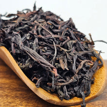 Load image into Gallery viewer, White Phoenix Dan Cong Oolong (Heavy Roast)