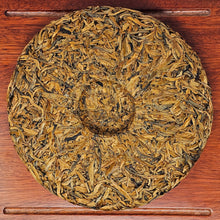 Load image into Gallery viewer, 357g Imperial Sundried Hongcha Bing